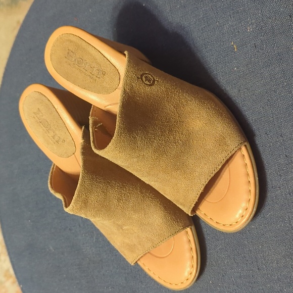 Born Shoes - Born Womens Bima, Porcellena Distressed mules, clogs